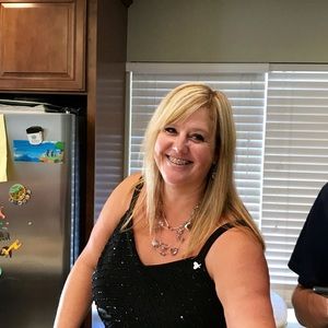 Meet your Posher, Alison